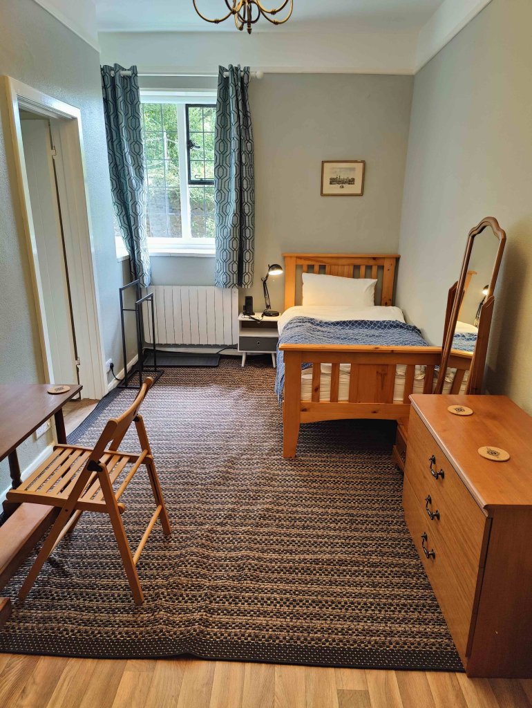 single ensuite bedroom
